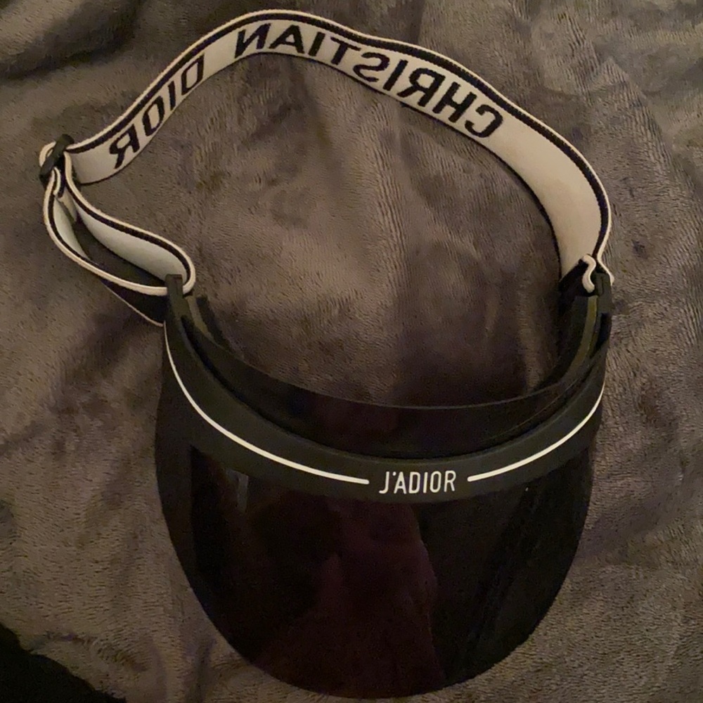 Black Dior visor